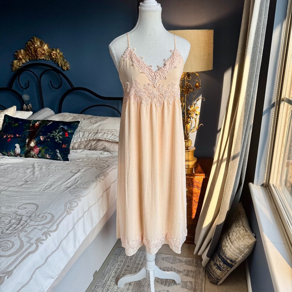 Light Pink Floral Applique Babydoll Midi Dress